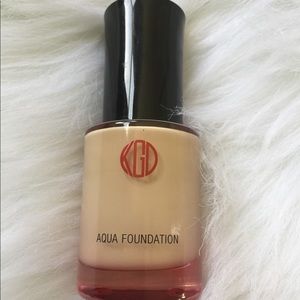 Koh Gen Do Aqua Foundation 213